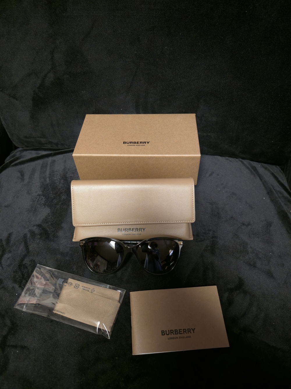 Burberry Black Cat-Eye Sunglasses with Signature Check Accent - Picture 6 of 8